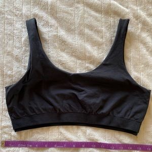 Outdoor Voices OV Studio Skin sports Bra Black Large